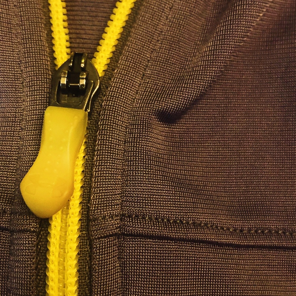 Under Armor Zip up jacket - Picture 4 of 4